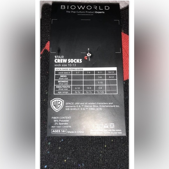 Space Jam Crew Socks 2 Pair Men 8-12 Black Red  w Basketball Jordan Looney Tunes - Picture 5 of 8